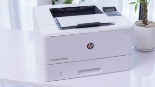 HP LASERJET PRO M404DW ĐÃ THẮNG GIẢI MÁY IN ĐƠN SẮC TỐI ƯU NHẤT